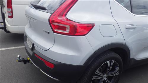 VOLVO XC40 STATIONWAGON 2017-CURRENT